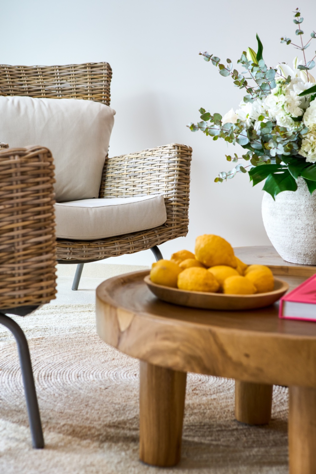 Vivir el Sueño de Ibiza: HIPPIEMENTS – Refinado Estilo de Vida Mediterráneo