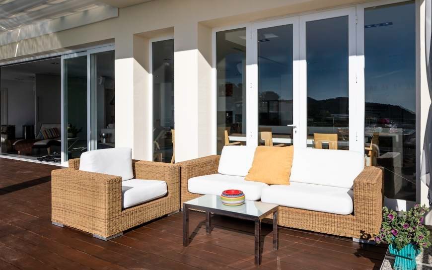 Impressionnante villa avec une vue magnifique sur la mer en Roca Llisa, Ibiza