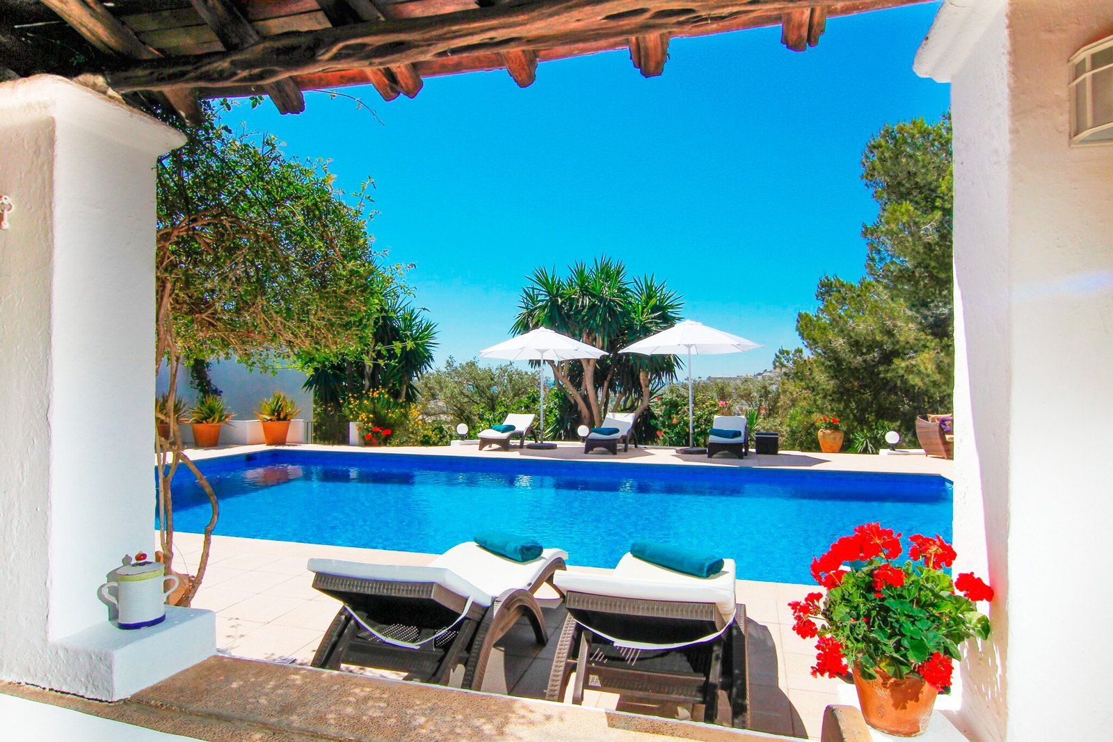Casa en Puig D'en Valls con vistas a Dalt Vila, Ibiza.