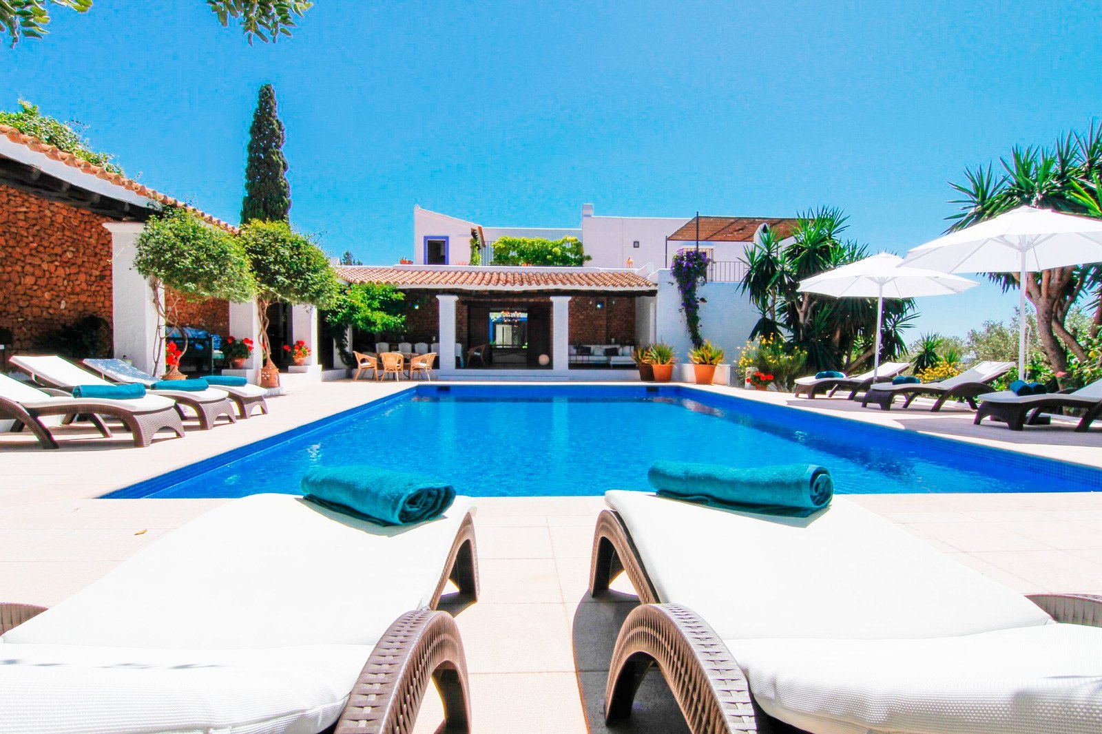 Casa en Puig D'en Valls con vistas a Dalt Vila, Ibiza.