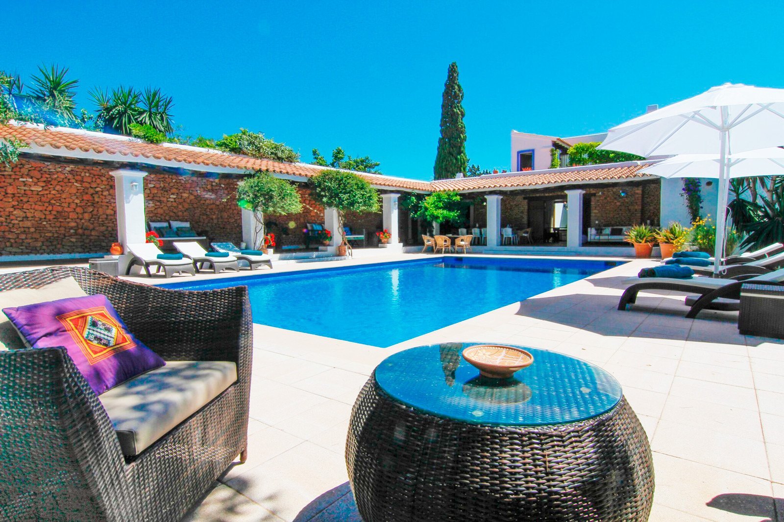 Casa en Puig D'en Valls con vistas a Dalt Vila, Ibiza.