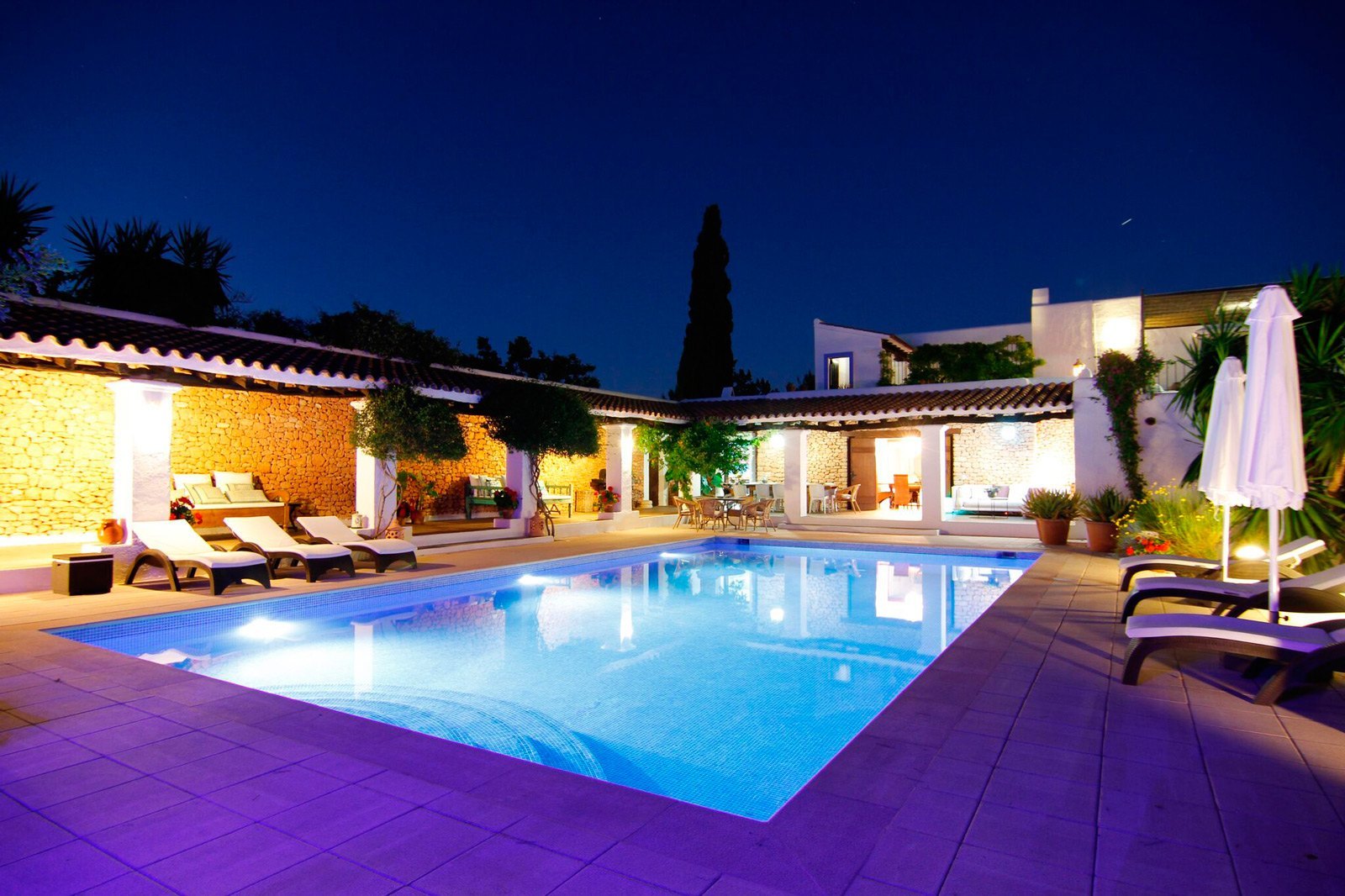 Casa en Puig D'en Valls con vistas a Dalt Vila, Ibiza.
