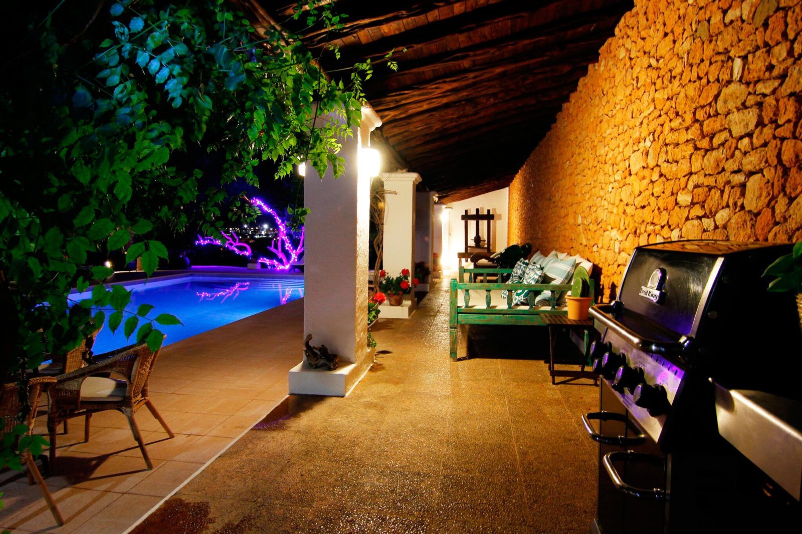 Casa en Puig D'en Valls con vistas a Dalt Vila, Ibiza.