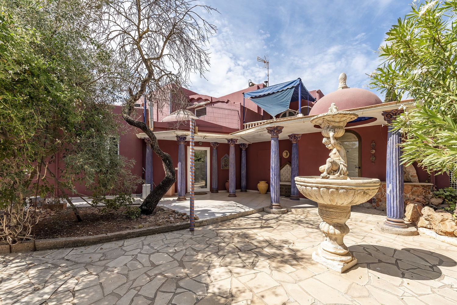 VILLA ALADIN CON LICENCIA TURÍSTICA SA CALETA
