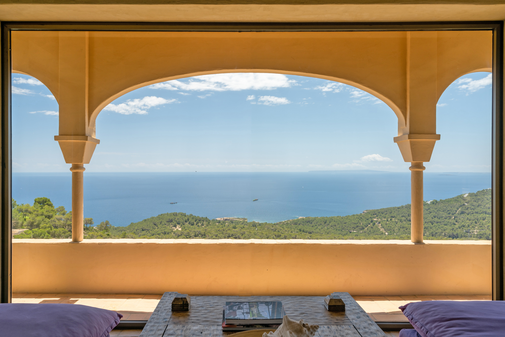 VILLA ALHAMBRA EN IBIZA
