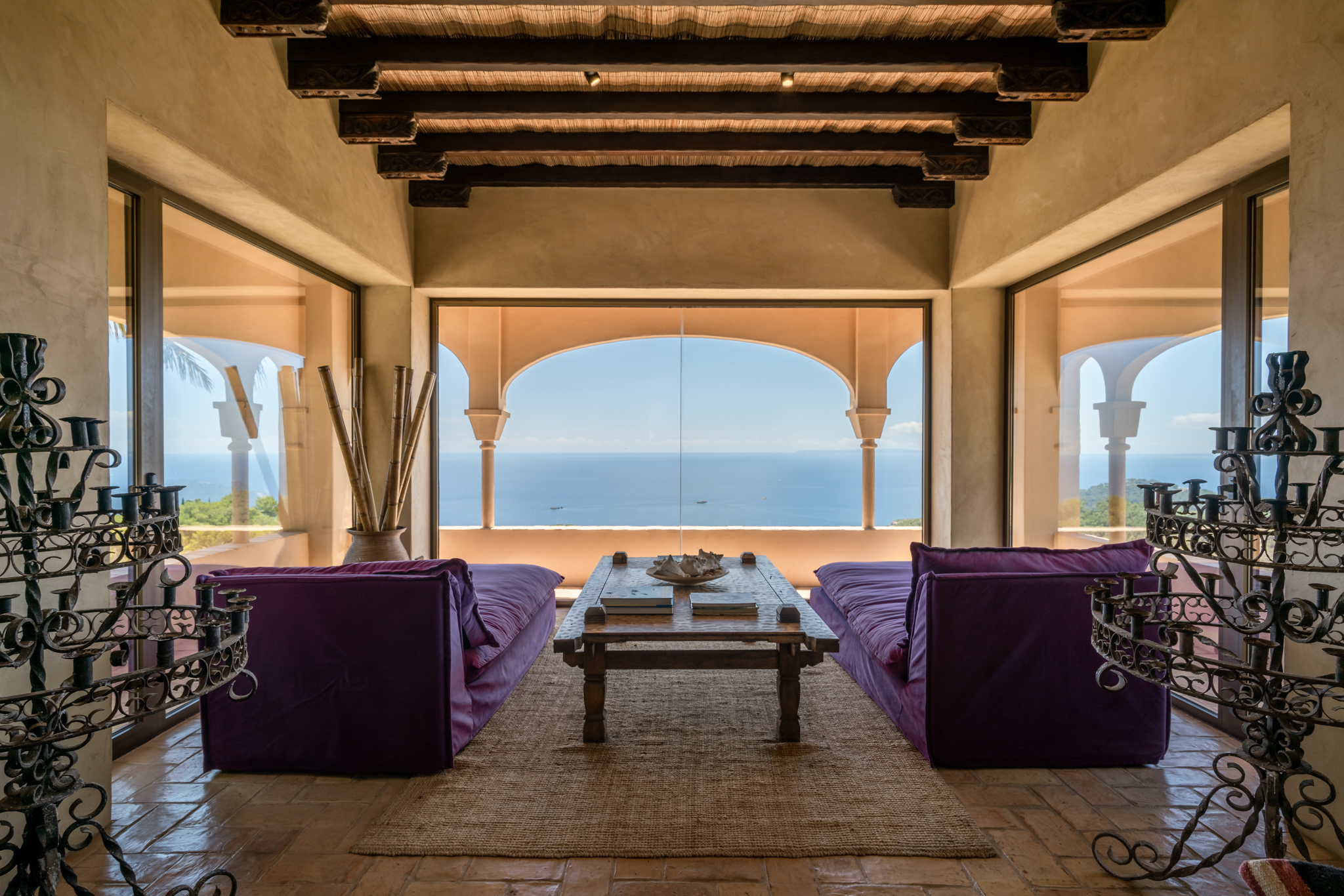 VILLA ALHAMBRA EN IBIZA