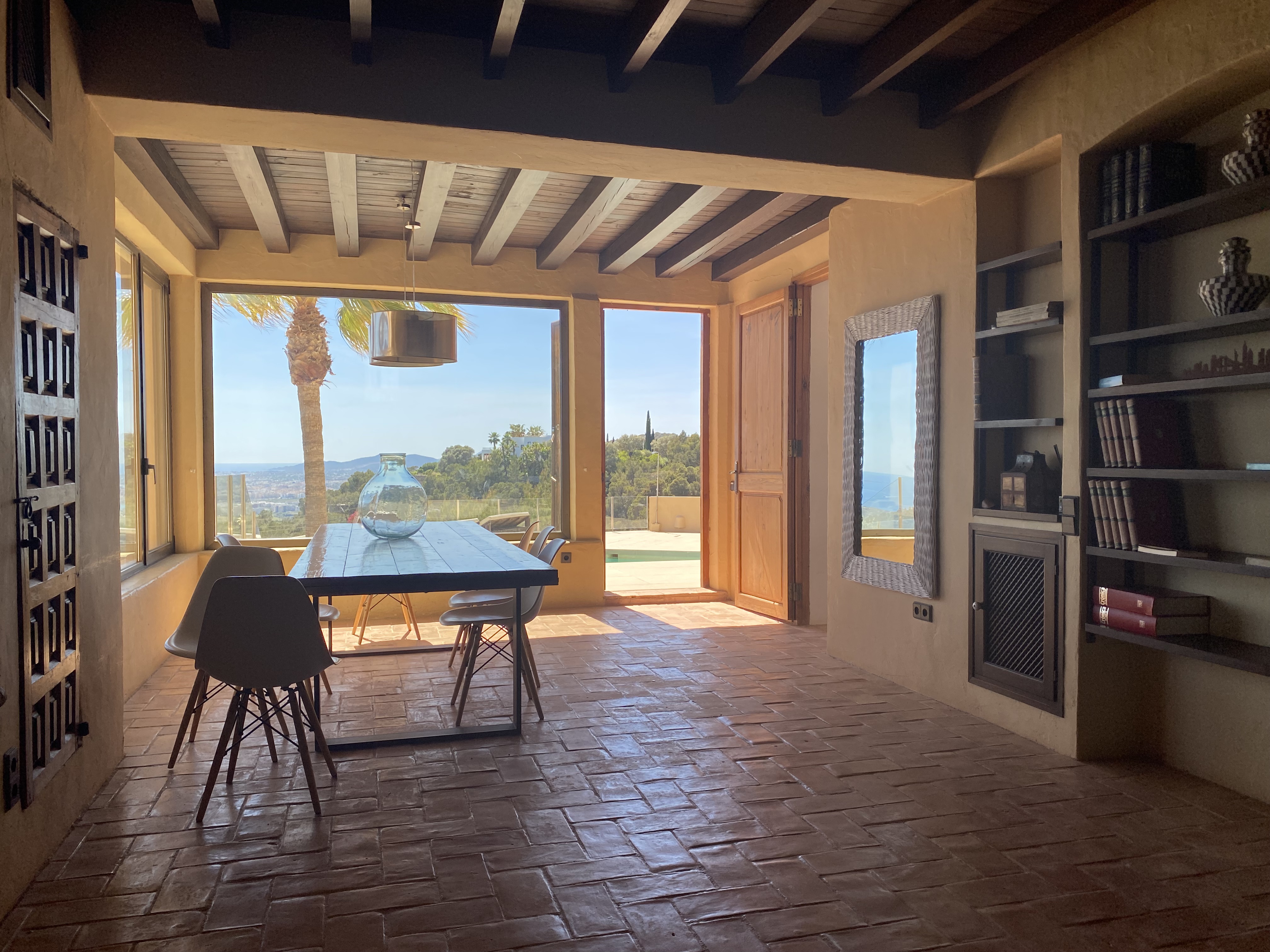 VILLA ALHAMBRA EN IBIZA